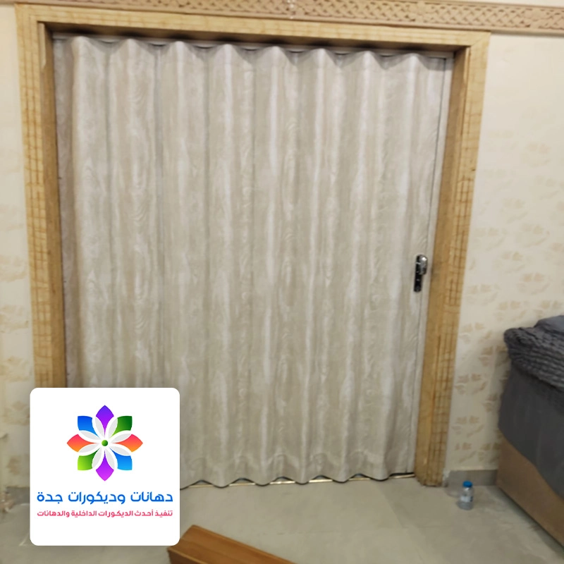 ابواب اكورديون حديثة بجدة